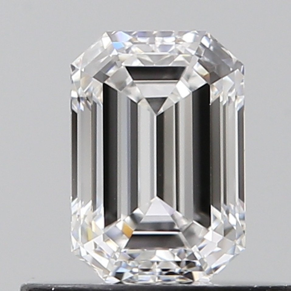 0.5 Carat Emerald Diamond